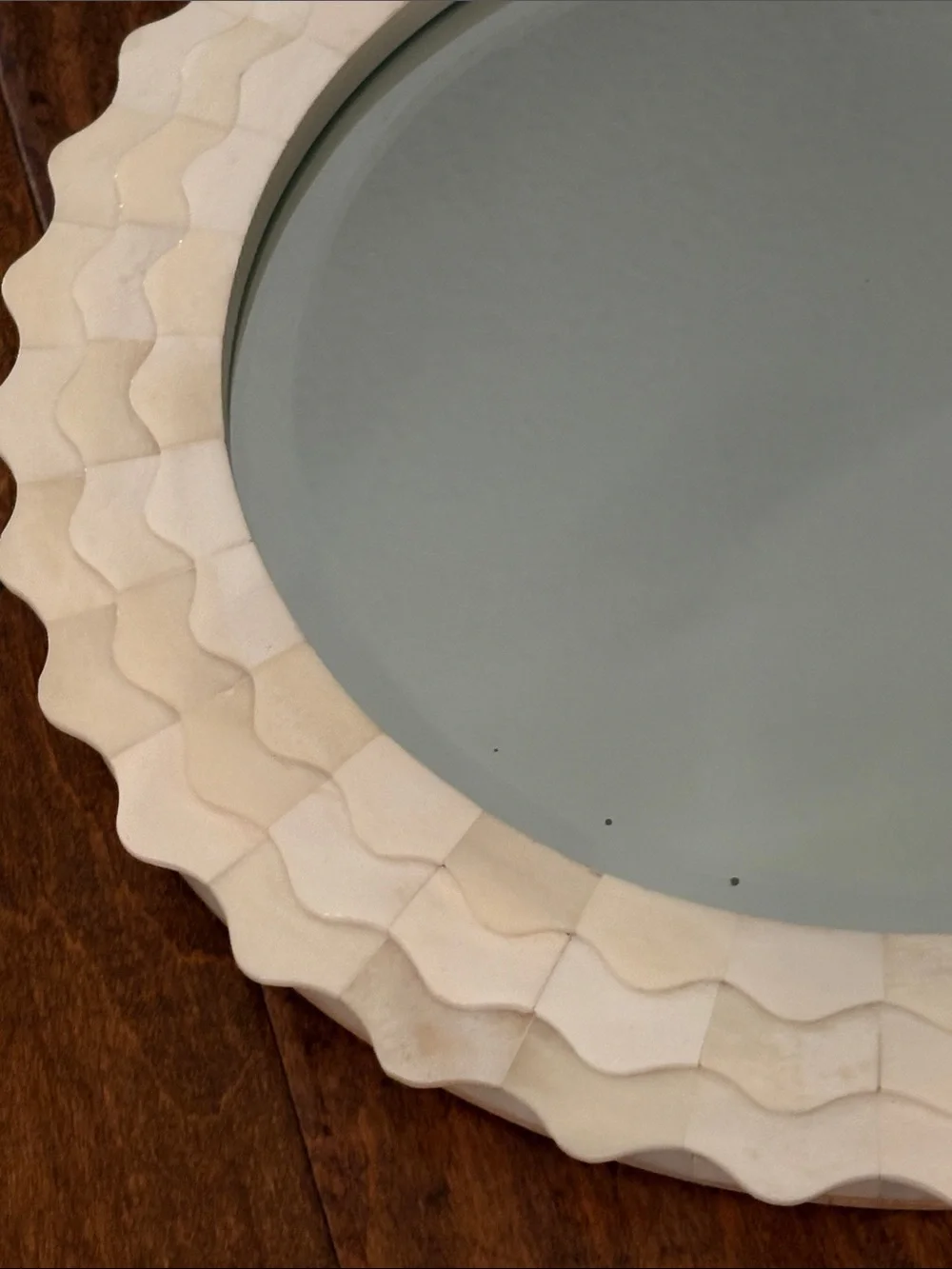 N/A decorative round